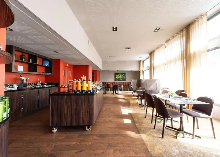 Western Premier Le Masq Λα Ροσέλ