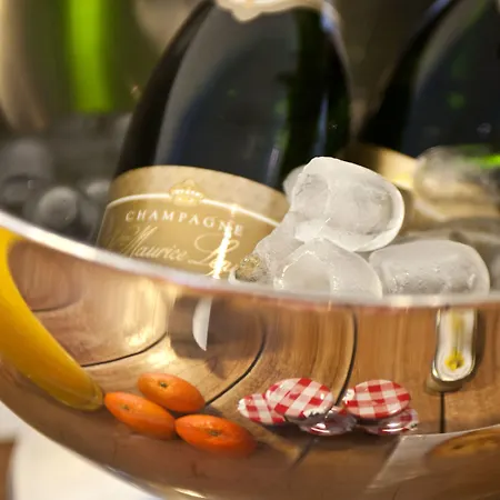 Hotel Western Premier Le Masq