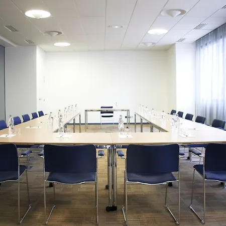 Western Premier Le Masq Szálloda 4*