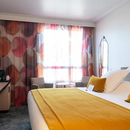 Western Premier Le Masq מלון