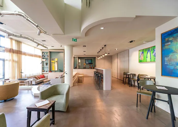 Hotel Western Premier Le Masq