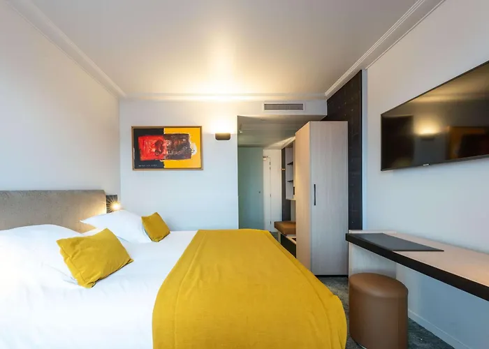 Hotel Western Premier Le Masq