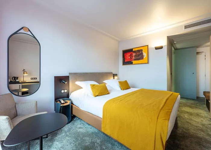 Hotel Western Premier Le Masq 4*