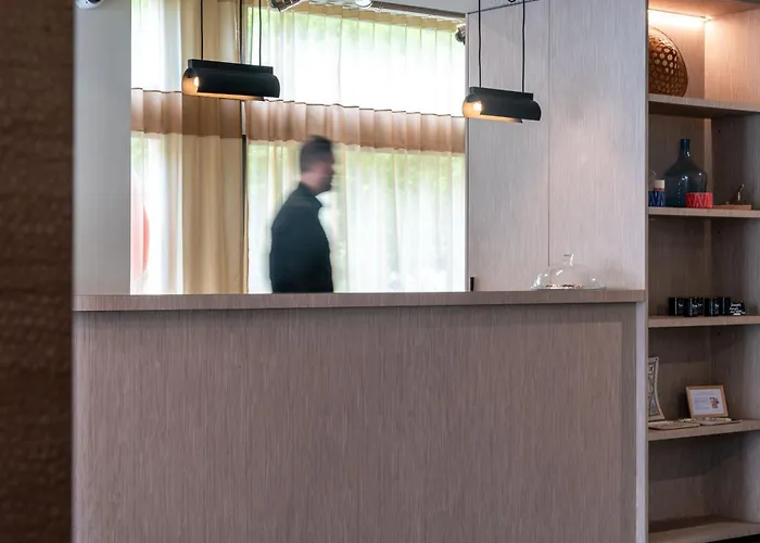 Western Premier Le Masq Hotel 4*