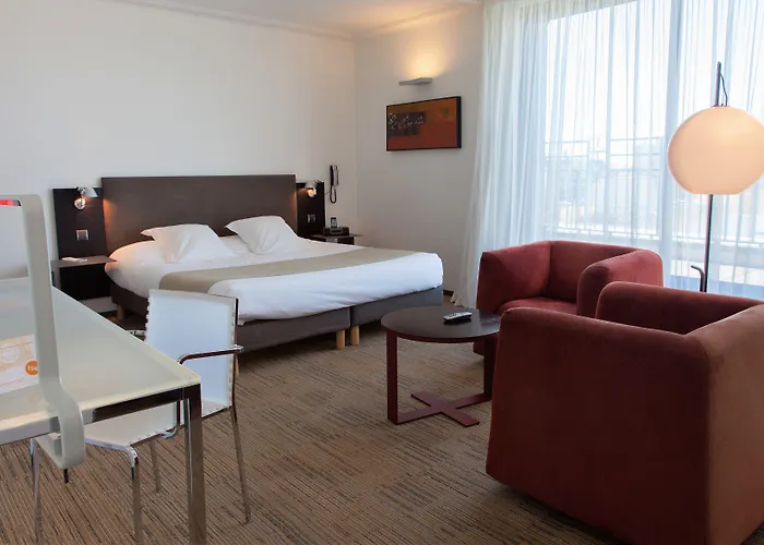 Hotel Western Premier Le Masq 4*