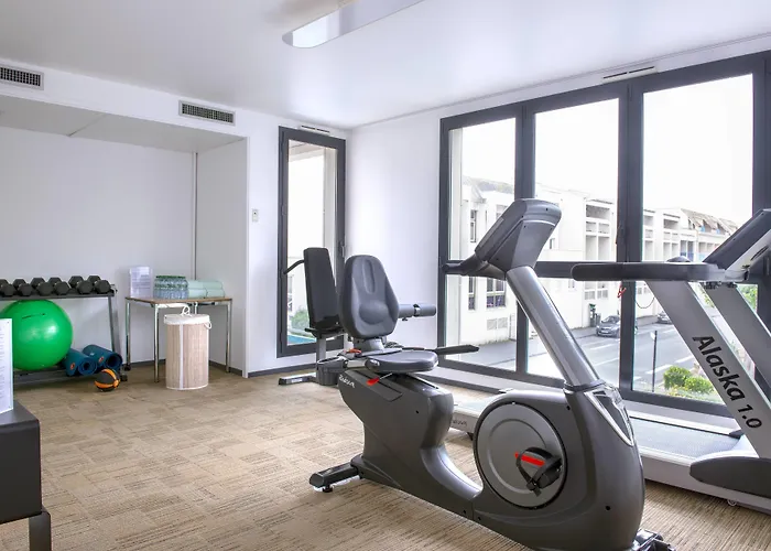 Hotel Western Premier Le Masq 4*