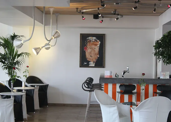 Western Premier Le Masq 4*