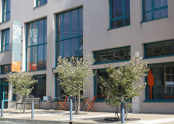 Western Premier Le Masq